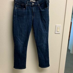 Levi classic straight leg jeans!
